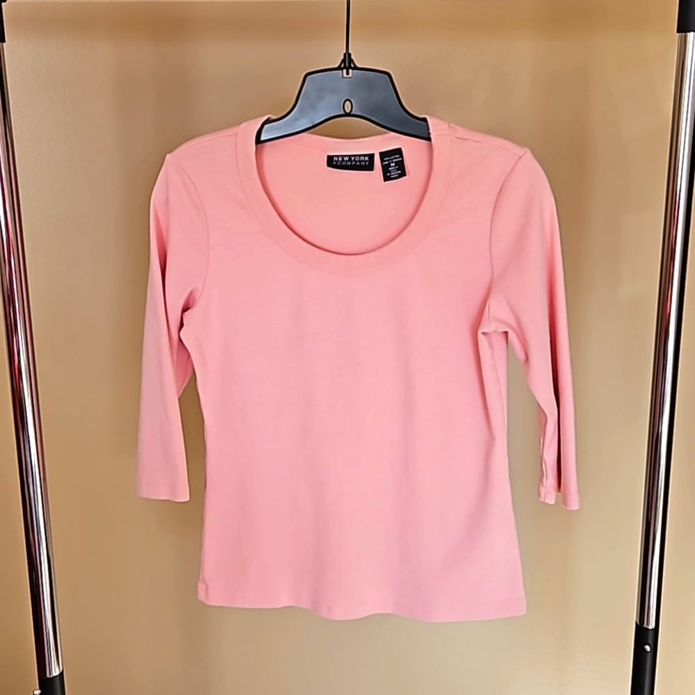 New York & Company 3/4 Sleeve T-shirt